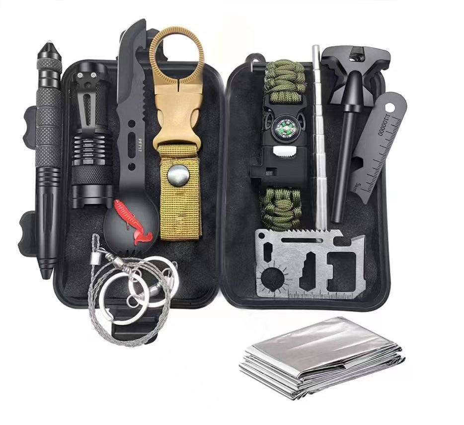 Outdoor Multi-functional Tool Set